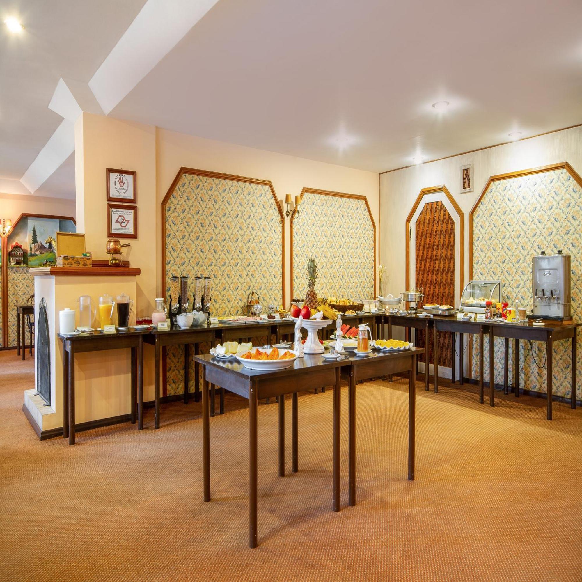 Chateau Hotel 4*